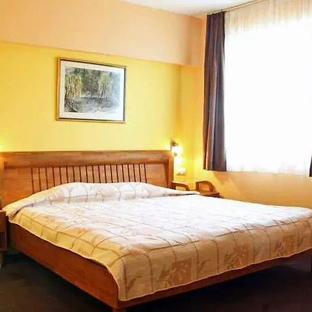 Hotel Lucky Light Boutique 4*