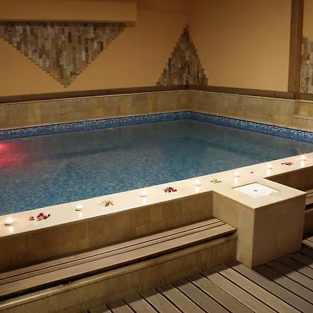 Hotel Lucky Light Boutique 4*